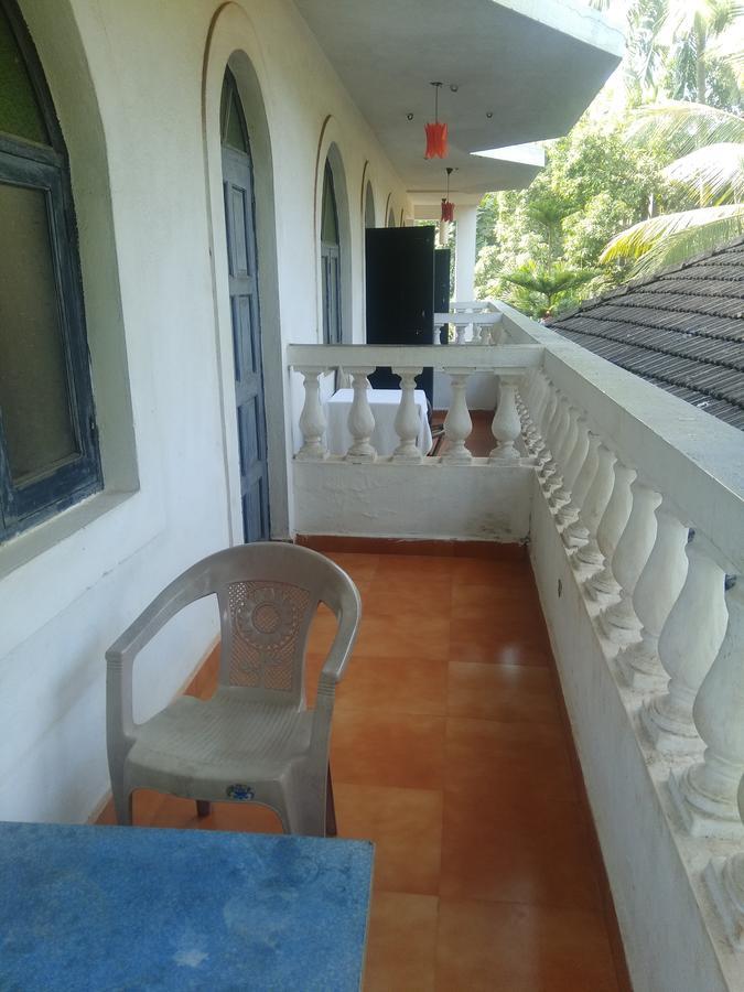 Red Lion Hotel Calangute Eksteriør billede